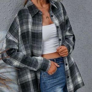 Medium women’s button up plaid blouse